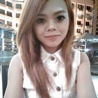 Melissa Kerry's Instagram, Twitter & Facebook