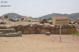 من هم أصحاب الأخدود؟ قصة أصحاب الأخدود الدروس المستفادة من قصة أصحاب الأخدود كثيرة هي القصص التي وردت في القرآن الكريم، ولكل قصة منهم حكم ومواعظ يجب الأخذ. Ø§Ø«Ø§Ø± Ø§ØµØ­Ø§Ø¨ Ø§Ù„Ø§Ø®Ø¯ÙˆØ¯ ÙÙŠ Ù…Ù†Ø·Ù‚Ø© Ù†Ø¬Ø±Ø§Ù† ØµÙˆØ±ÙŠ
