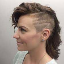 pin auf frauen frisuren