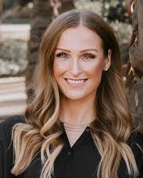 Lauren Shimer's Instagram, Twitter & Facebook