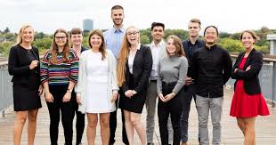 Azubis Bei Der Gls Bank Die Etwas Andere Art Ausbildung Stellenanzeigen Bankkaufmann