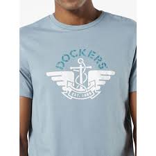 De hecho, el encargado de abrir el artículo es el logo. Playera Verde Con Logo Estampado Para Caballero Dockers Modelo 329310259 Sears