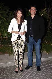 Veteran bollywood actress madhuri dixit is celebrating her 54th birthday on may 15, 2021. Madhuri Dixit Actress Photos Stills Gallery