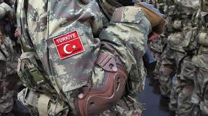 Milli savunma bakanlığı, sosyal medya hesabı üzerinden pençe şimşek ve pençe yıldırım harekatı ile ilgili yeni görüntüler paylaştı. Pence Yildirim Harekati Nda Sehit Dusen Uzman Cavus Mehmet Kirmizi Nin Cenazesi Adana Ya Getirildi Son Dakika Haberleri