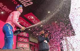 Bayonne, njbethpage, nynorth massapequa, ny. Antigo Treinador De Joao Almeida Acredita Que Ele Vai Defender A Rosa Renascenca