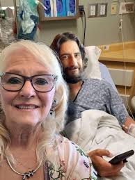 I am asking all my FB friends to please pray for my best friend of over 35  years Elizabeth Rives. She is very sick and needs tons of prayers. Please  put her