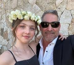 Michael Verneuille's Instagram, Twitter & Facebook