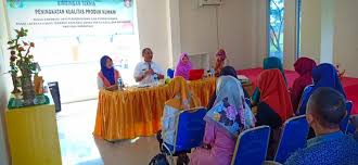 Data terpadu kesejahteraan sosial (dtks) merupakan salah satu. Infopublik Perkuat Sdm Diskumperindag Pemprov Gorontalo Beri Pelatihan Pelaku Ukm