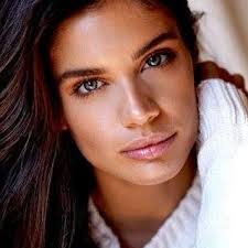 Sara Sampaio Portugal About Facebook