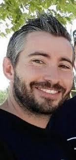 Policier tué à Avignon : "Une marche" des policiers à Paris le 19 mai, les  habitants sous le choc... Suivez notre direct