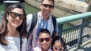 Vika dewayani, istri kedua adiguna sutowo, berikan doa kepada. Dian Sastro Istri Maulana Indraguna Sutowo Membagikan Potret Liburan Bersama Keluarga Halaman All Pos Kupang