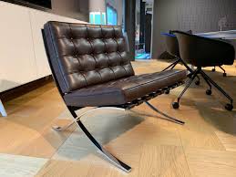 See more ideas about barcelona chair, interior, design. Sessel Barcelona Chair Leder Venezia Dark Brown Gestell Verchromt 250 Lcr Neu Mobelfirst