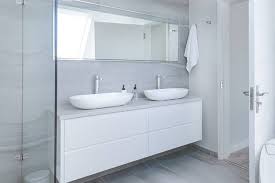 Preferirei vedere un bel lavabo, oppure specchi dovunque! Come Arredare Al Meglio Un Bagno Piccolo
