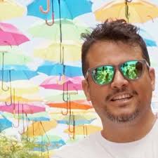 Freddy Erazo Segovia (@foodblicist)