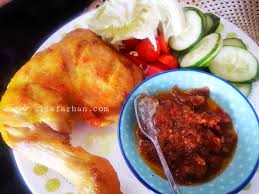 Aroma khas sambal terasi tomat bisa membuat nafsu makan jadi berlipat. Resipi Ayam Penyet Dan Sambal Ayam Penyet Power Vanilla Freak