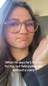 Ariel Hendrix's Instagram, Twitter & Facebook