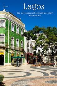 Eine vielzahl von ferienhäusern und poolvillen findet man bei carvoeiro, ferragudo, lagos und albufeira. Lagos Eine Portugiesische Stadt Aus Dem Bilderbuch Urlaubsguru Algarve Urlaub Urlaub Reisen Urlaub Portugal