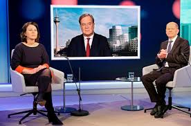 Bei der faz finden sie ausführliche nachrichten zur politikerin der grünen. Die Grunen Zwischen Macht Und Moral Gegenwind Fur Annalena Baerbock Und Robert Habeck Der Spiegel