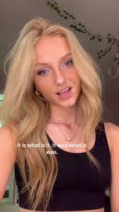 Courtney Mouton's Instagram, Twitter & Facebook