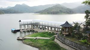 Harga tiket masuk waduk jatiluhur foto dari @raffiarsyaf_ untuk mendapatkan pemandangan indah serta pengalaman yang fantastis di waduk jatiluhur ternyata tidak memerlukan biaya yang terlalu tinggi. Lokasi Dan Harga Tiket Masuk Waduk Sermo Kulon Progo Destinasi Danau Tersembunyi Dibalik Kota Jogja Daka Tour