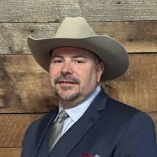 We won People's Choice AND Tank of the Year! 🏆Congratulations to everyone  involved in this project! I love painting water tanks & turning them into a  work of art but this one