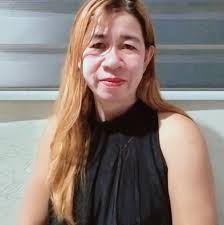 三一八- 它遵循了寵物躺在腿上不能動法則| Facebook