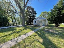 2701 Jamestown Avenue, Hampton, VA 23661