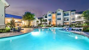 Bridge at south point offers studio, one, and two bedroom floor plans ranging from 408 square feet to 860 square feet. Apartments In South Austin Tx Cortland Southpark Meadows