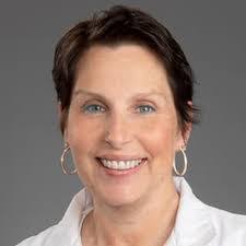 Kimberly Box's Instagram, Twitter & Facebook