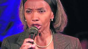 Die leidenschaftliche Sängerin Sydney Ellis im Theaterstübchen