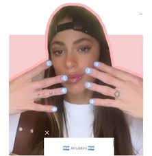 Tini Stoessel eligió un nail art que más enorgullece a Rodrigo De Paul