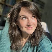 Elizabeth Gray (@thegraytergood) • Instagram photos and videos