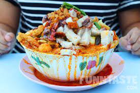 Marion's kitchen previous next more awesome noodle recipes just for you ingredient easy curry mee european print this. Food Review Big Bowl Curry Mee Coca Seafood Restaurant Selayang