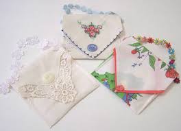 Start in a corner and work your way towards the opposite side. 15 Ultra Easy Crafts Made With Handkerchiefs