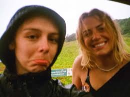 Lili Roth (@_lili.roth_) • Instagram photos and videos