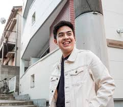 Di belakang kosong nih, ada yang mau dianter? Youtuber Indonesia Jerome Polin Sikat Soal Matematika Dengan Cepat Urbanasia Com