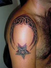 Tattoo Web Tr Fotograf Model Galerisi Ay Yildiz 125 Yildiz Dovmeleri Tattoo Dovme