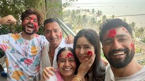 Katrina Kaif, Vicky Kaushal celebrate first Holi after marriage