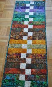 Jelly Roll Table Runners Batik How To Quilt Tischlaufer Tischlaufer Anleitung Patchwork Und Quilten