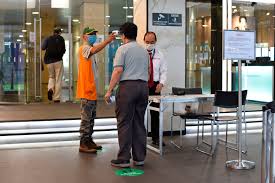 Total and new cases, deaths per day, mortality and recovery rates, current active cases singapore. Asia Minute Changing Quarantine Rules In Singapore Hawaii Public Radio