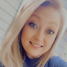 I just had to share the bows I made for a client! Aren't they everything?  That's a 12 foot tree and it looks small. I really want to make myself one!  🤣