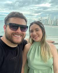 Hellen Amanda (@hellen.amandaa) • Instagram photos and videos