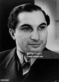 622 Joseph Abraham Stock Photos, High-Res Pictures, and Images