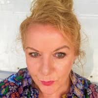 Leah Hurst Email & Phone Number