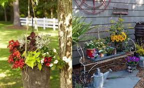 Galben, roz, violet, alb, portocaliu si albastru. Gradini Rustice Cu Flori 17 Idei De Amenajare Case Practice Flower Garden Flower Garden Design Landscaping With Rocks