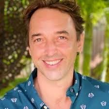 Daniel Kanaan's Instagram, Twitter & Facebook