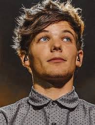 Louis had originally dabbled as an actor, appearing as an extra in waterloo road, although it was his audition as. Louis Tomlinson Fotos De Louis Tomlinson Louis Tomlinson Fotos De One Direction