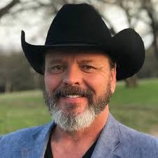 Curtis Hamlett's Instagram, Twitter & Facebook