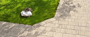 Laden sie dieses kostenlose foto zu zement gehweg im garten und entdecken sie mehr als 7m professionelle stockfotos auf freepik. Gala Ausstellung Mahler Webseite