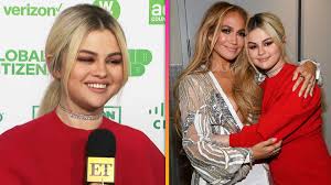 See more ideas about selena gomez, selena selena gomez can't stop changing her hair, debuts new bangs after going blonde. Selena Gomez Geeked Out Over Vax Live Guests Jennifer Lopez Prince Harry And More Exclusive Entertainment Tonight